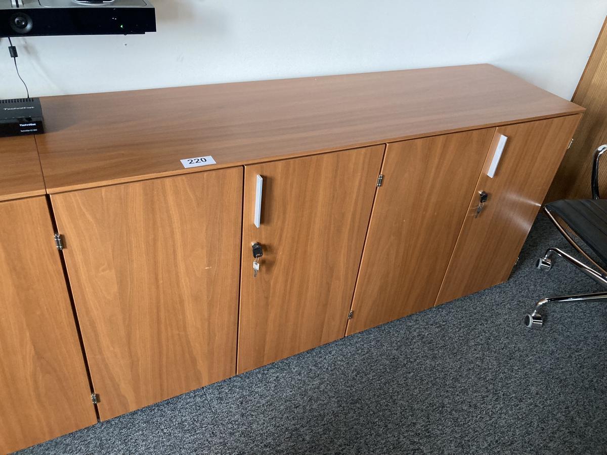 2teilige Aktenschrank-Kombination mit 4 Flügeltüren, ca. 160 x 45 x 80 cm, Platte durchgehend